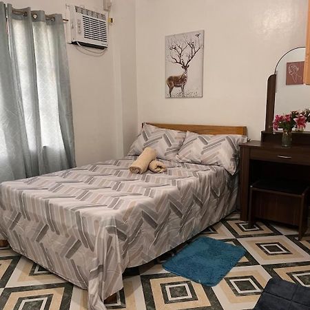 Bella'S Bed & Breakfast Dauis Bagian luar foto