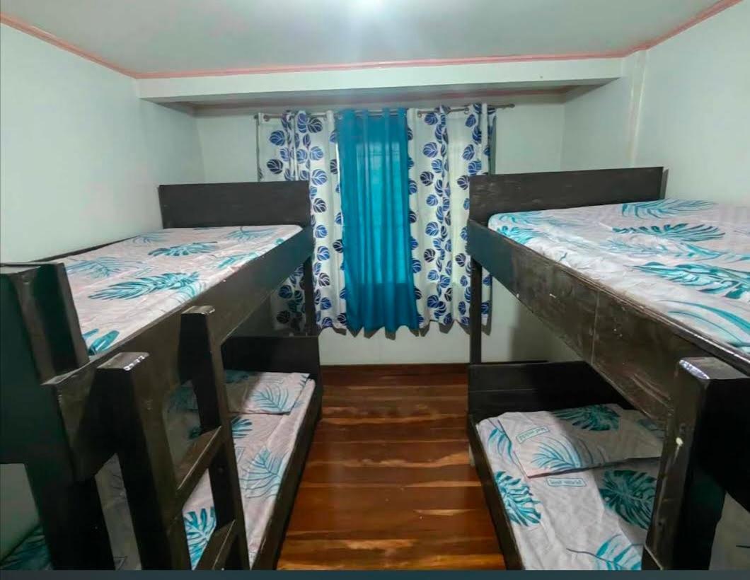 Bella'S Bed & Breakfast Dauis Bagian luar foto